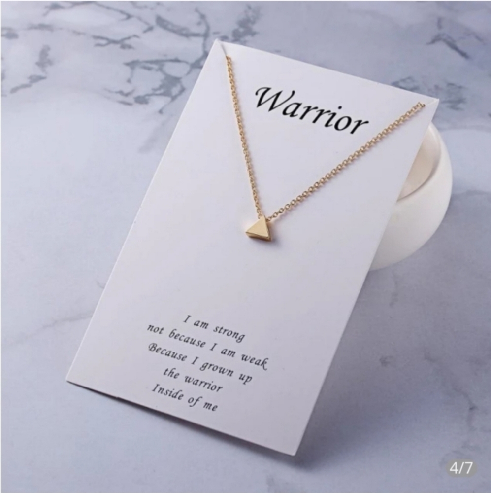 New Simple Triangle Pendant Necklace - Picture 2 of 7